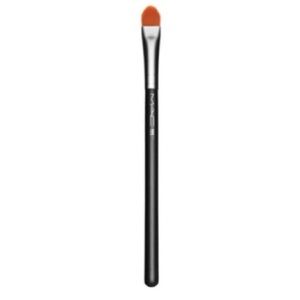 MAC 195 CONCEALER BRUSH